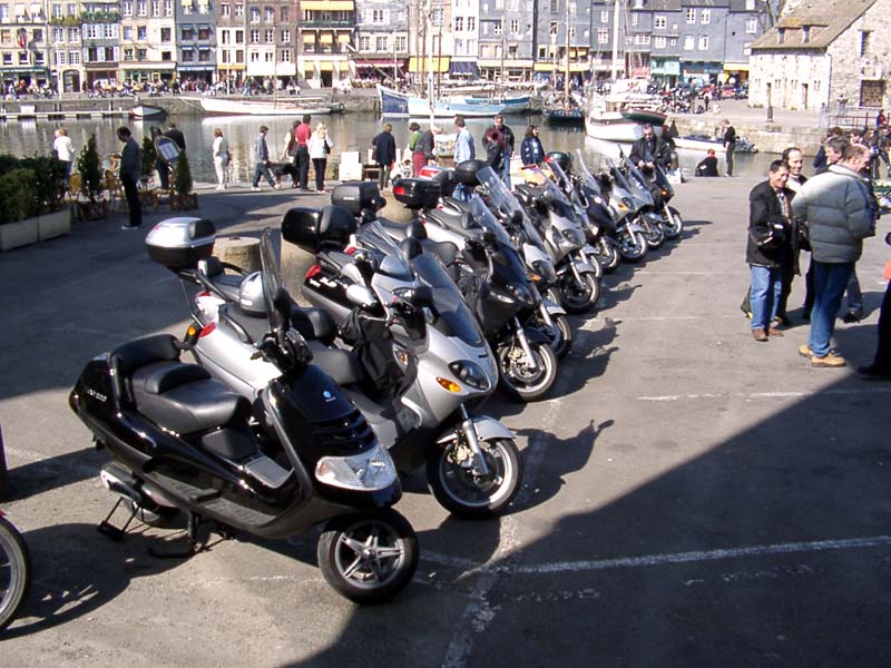 083Au complet.jpg